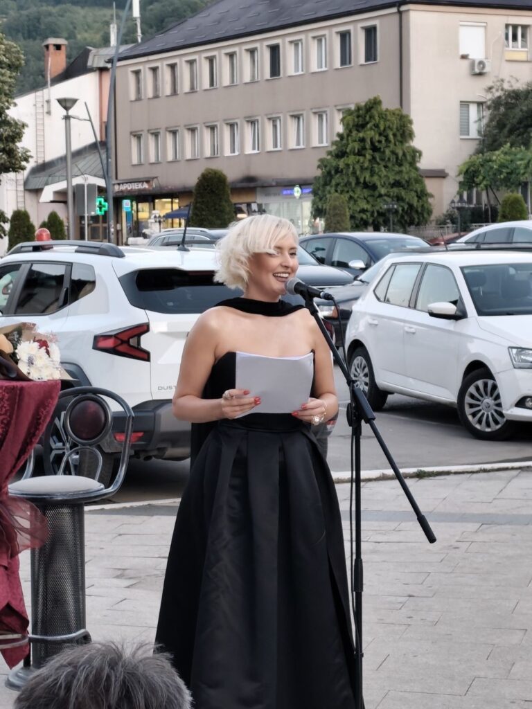 PRVA NOĆ MANIFESTACIJE „ČEKAM TE KOD SATA“ USPJEŠNO ODRŽANA 